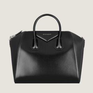 Medium Antigona bag in Box Leather