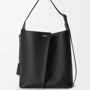 Large Bilbao Bucket in Smooth Calfskin, Black